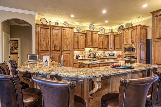 117 Viajero Drive, Hot Springs Village, AR 71909