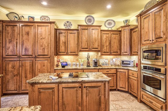 117 Viajero Drive, Hot Springs Village, AR 71909