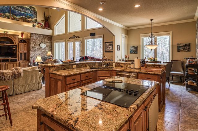 117 Viajero Drive, Hot Springs Village, AR 71909