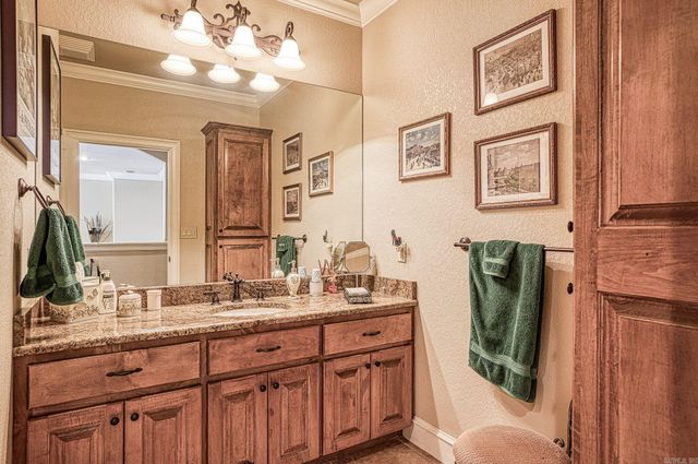 117 Viajero Drive, Hot Springs Village, AR 71909