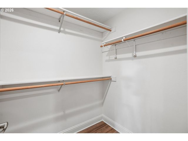 4538 Sw VACUNA St, Portland, OR 97219