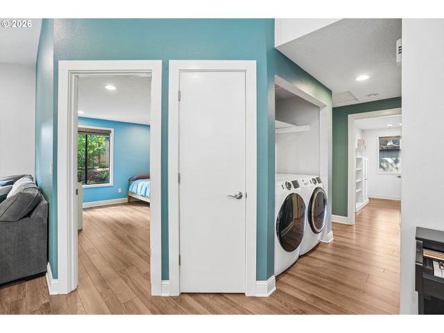 4538 Sw VACUNA St, Portland, OR 97219