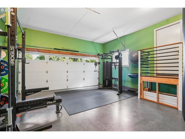 4538 Sw VACUNA St, Portland, OR 97219