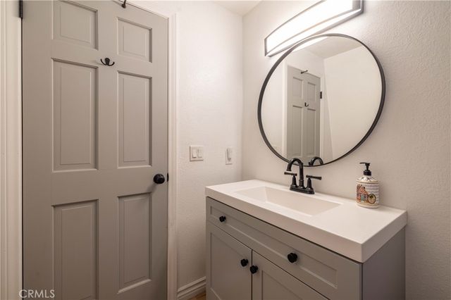 745 Barret, Big Bear City, CA 92314