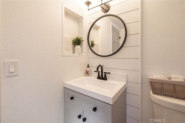 745 Barret, Big Bear City, CA 92314