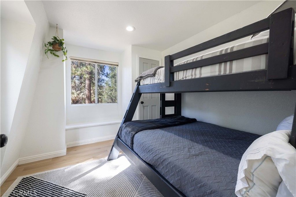 Image 18 of property listing at 745 Barret, Big Bear City, CA 92314