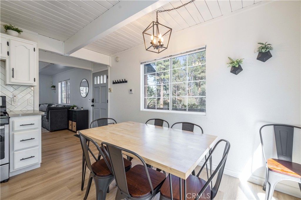 Image 8 of property listing at 745 Barret, Big Bear City, CA 92314