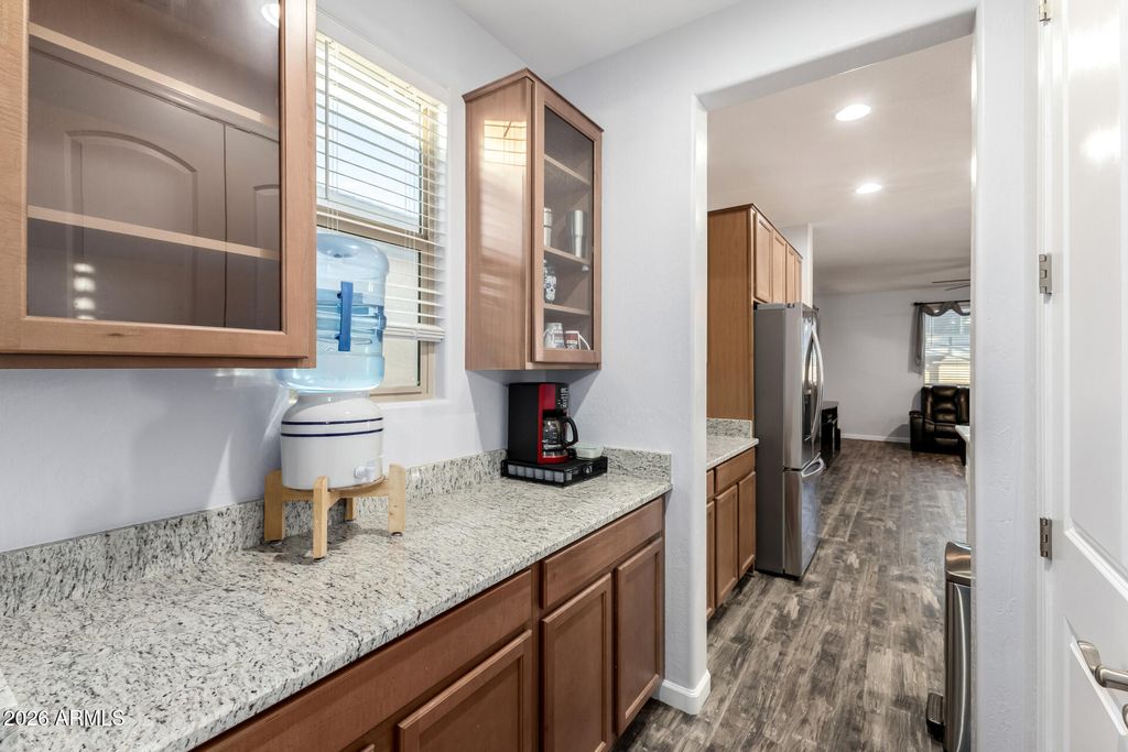 Image 21 of property listing at 744 W DESERT HOLLOW Drive, San Tan Valley, AZ 85143