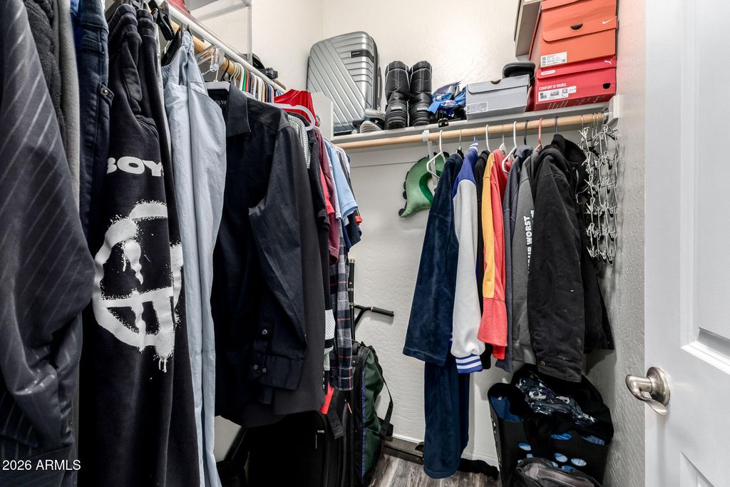 Image 30 of property listing at 744 W DESERT HOLLOW Drive, San Tan Valley, AZ 85143