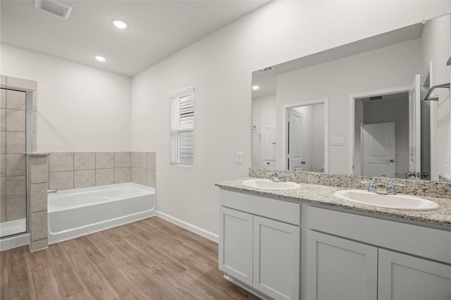 11624 Whirlaway Drive, Willis, TX 77318