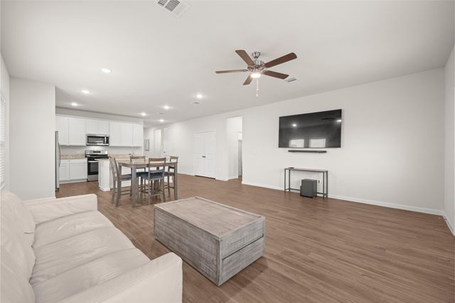 11624 Whirlaway Drive, Willis, TX 77318