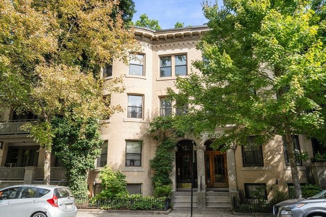49 Winchester St 2, Brookline, MA 02446