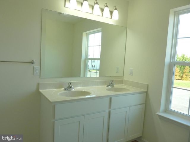 69 COTSWOOD CT, Smyrna, DE 19977