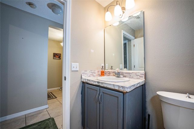 6015 CHAMPLAIN PASS, Lakeland, FL 33805