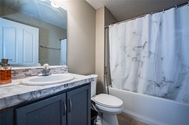 6015 CHAMPLAIN PASS, Lakeland, FL 33805