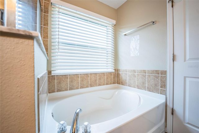 6015 CHAMPLAIN PASS, Lakeland, FL 33805