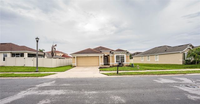 6015 CHAMPLAIN PASS, Lakeland, FL 33805