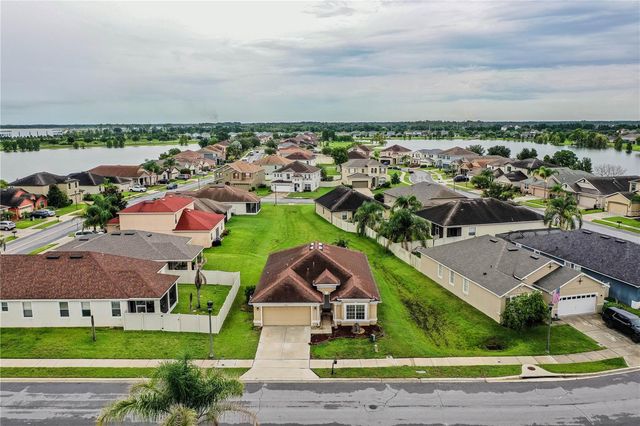 6015 CHAMPLAIN PASS, Lakeland, FL 33805