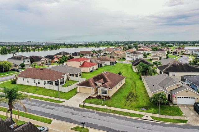 6015 CHAMPLAIN PASS, Lakeland, FL 33805