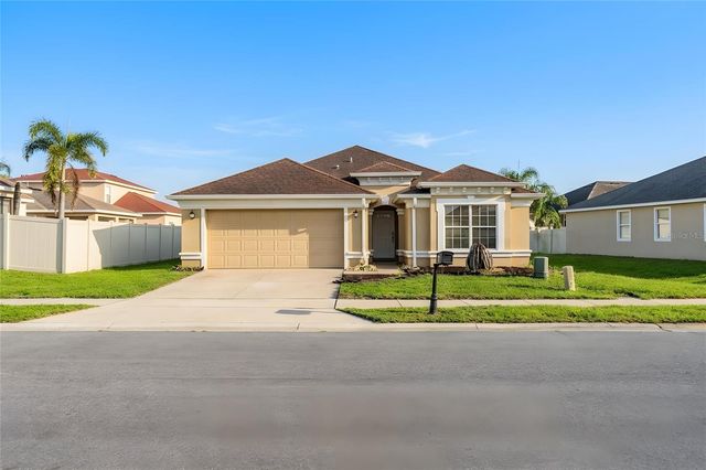 6015 CHAMPLAIN PASS, Lakeland, FL 33805