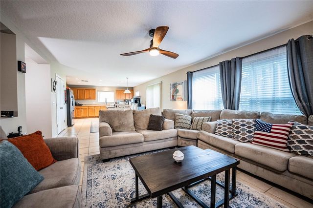 6015 CHAMPLAIN PASS, Lakeland, FL 33805