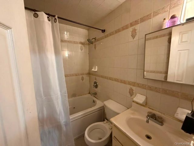 9214 168th Place, Jamaica, NY 11433