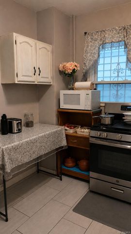 9214 168th Place, Jamaica, NY 11433