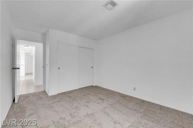 2004 Canterbury Drive, Las Vegas, NV 89119