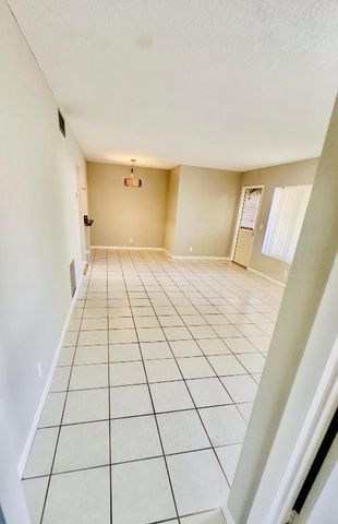 4759 Sable Pine Circle Circle A1, West Palm Beach, FL 33417