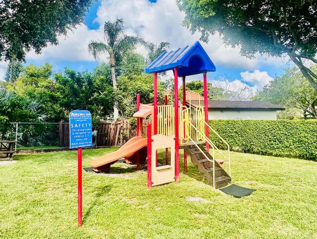 4759 Sable Pine Circle Circle A1, West Palm Beach, FL 33417