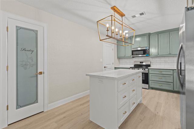 18079 County Road 463, Brazoria, TX 77422