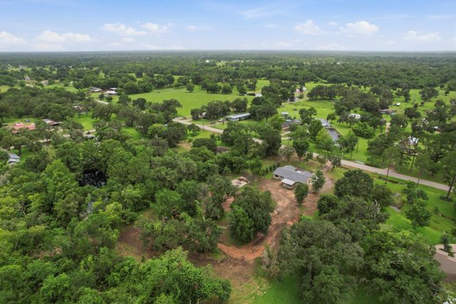 18079 County Road 463, Brazoria, TX 77422