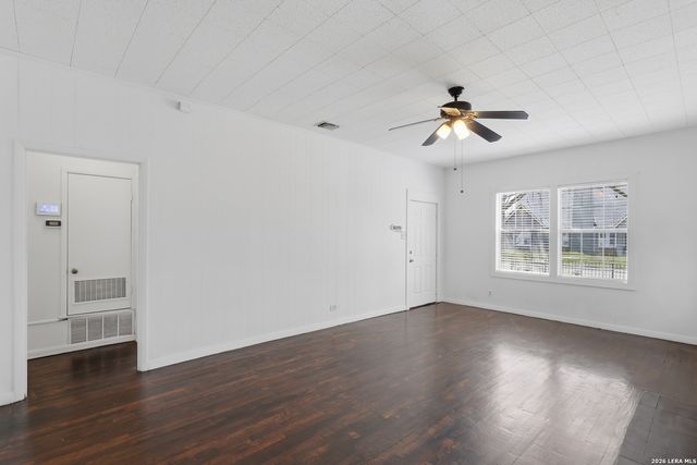 427 Vanderbilt, San Antonio, TX 78210