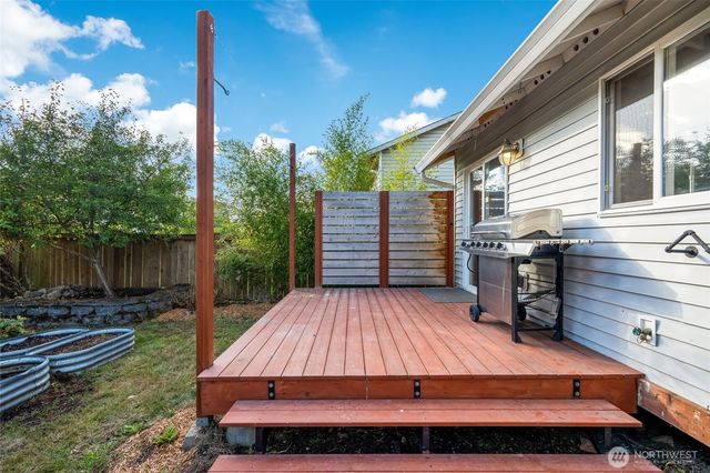 6026 52nd Street NE, Marysville, WA 98270