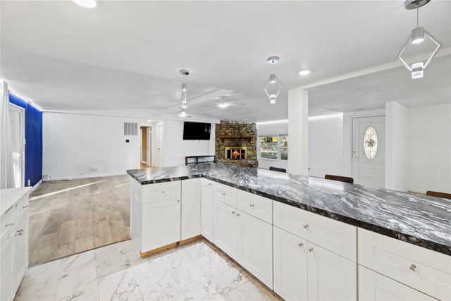 269 Lake Shadow Circle, Mabank, TX 75156