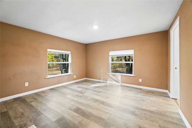 269 Lake Shadow Circle, Mabank, TX 75156