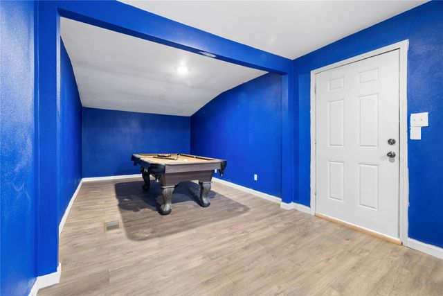 269 Lake Shadow Circle, Mabank, TX 75156