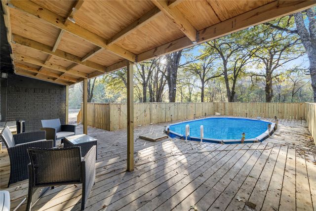 269 Lake Shadow Circle, Mabank, TX 75156