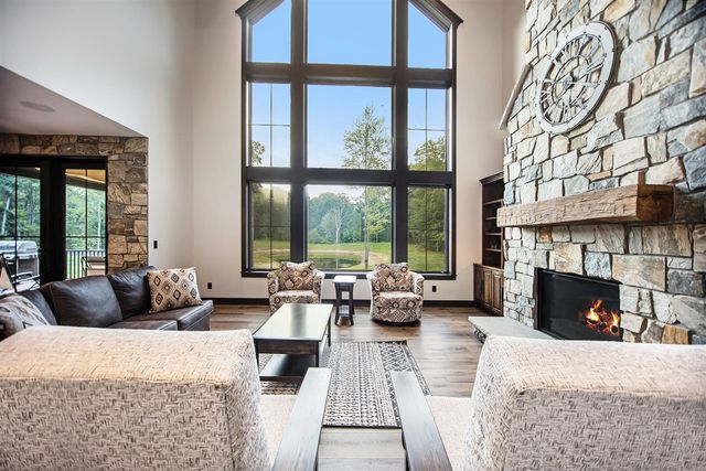 4574 34th Street, Zeeland, MI 49464