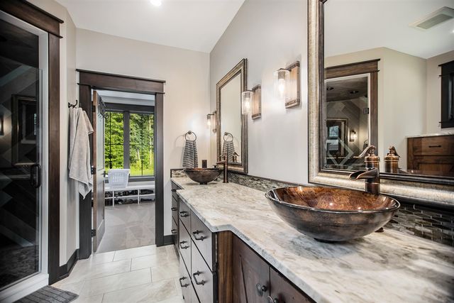 4574 34th Street, Zeeland, MI 49464