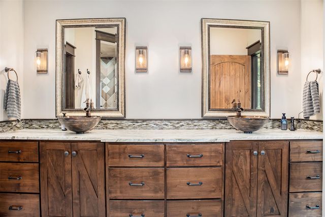 4574 34th Street, Zeeland, MI 49464