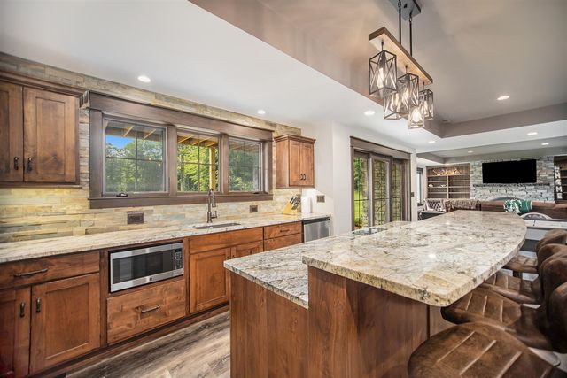 4574 34th Street, Zeeland, MI 49464