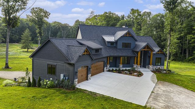 4574 34th Street, Zeeland, MI 49464