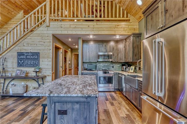 15870W Tanager Trail, Hayward, WI 54843