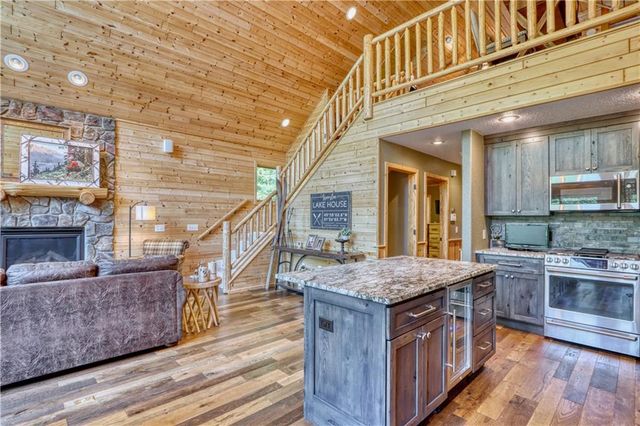 15870W Tanager Trail, Hayward, WI 54843