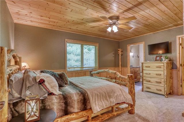 15870W Tanager Trail, Hayward, WI 54843