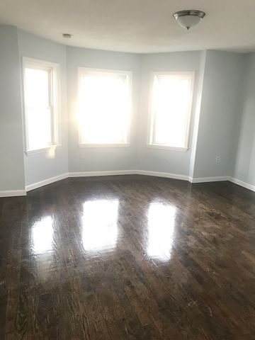 806 Warren Ave 1, Brockton, MA 02301