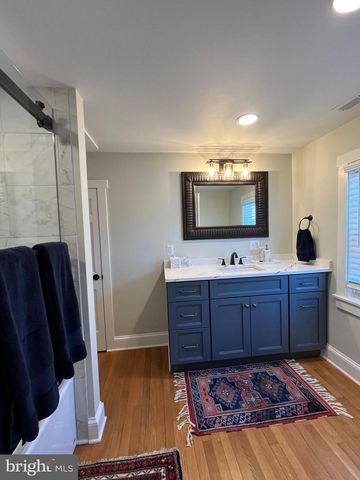 21560 CHICKEN POINT RD, Tilghman, MD 21671