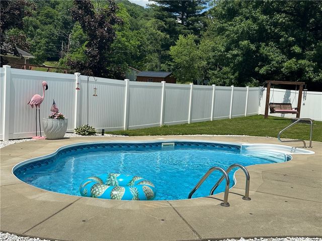 187 Seaward Avenue, Bradford City, PA 16701