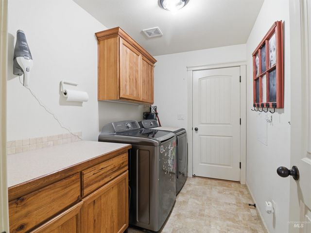 7967 S Rafael Way, Boise, ID 83709